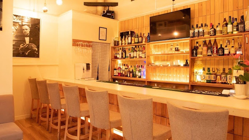 KARAOKE & BAR 宴家 聚々